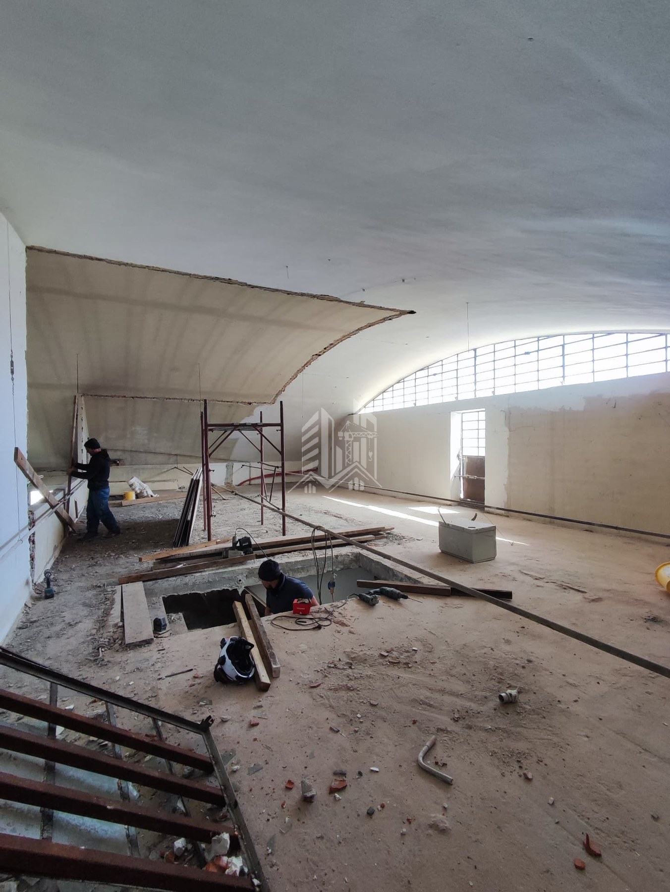 Palestra Avigliana — Prima — piano superiore durante le opere strutturali